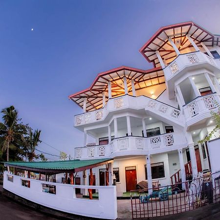 Grand Ocean Resort Tangalle Exteriör bild